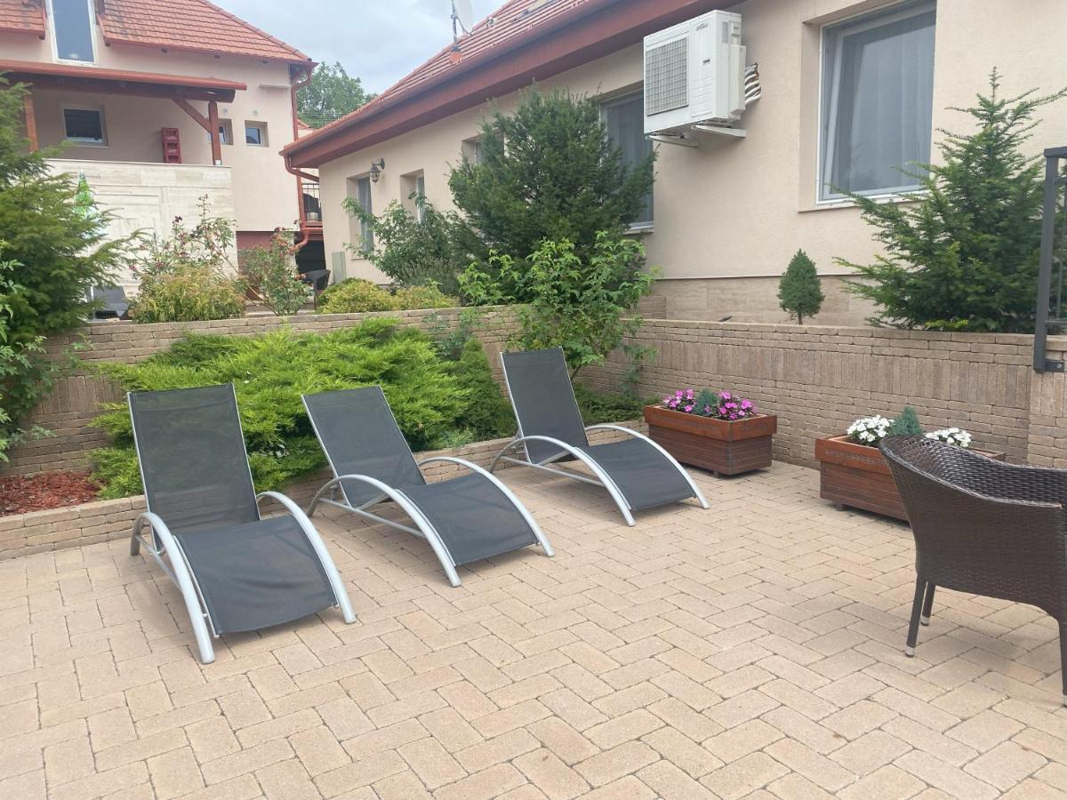 Hotel Dolce Vita Балатонкенесе Екстериор снимка